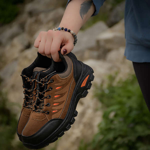 Ridge - Hiking Shoes: Comfort and Stability on Any Trail!