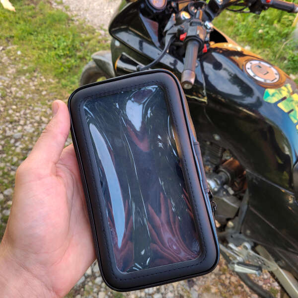 Strailer - Husă de Telefon Reglabilă pentru Motocicletă: Confort și Siguranță în Timpul Conducerii!