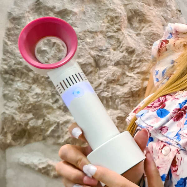 Fanoro - Mini Wireless Fan for Comfort and Safety!