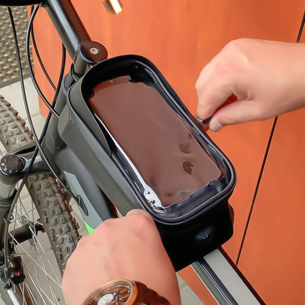 GearGo - Bicycle Phone Case: Safety and Accessibility on Every Ride!