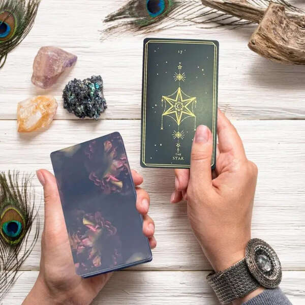 Verita - Pachet de Cărți de Tarot: Descoperă-ți Adevăratul Sinelui și Viitorul!