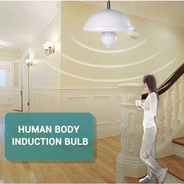 InstaLuce - Set of 3 LED Bulbs with Motion Sensor: Smart and Practical Lighting!