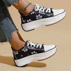 Jolene - Modern Platform Sneakers: Style and Comfort for Any Outfit!