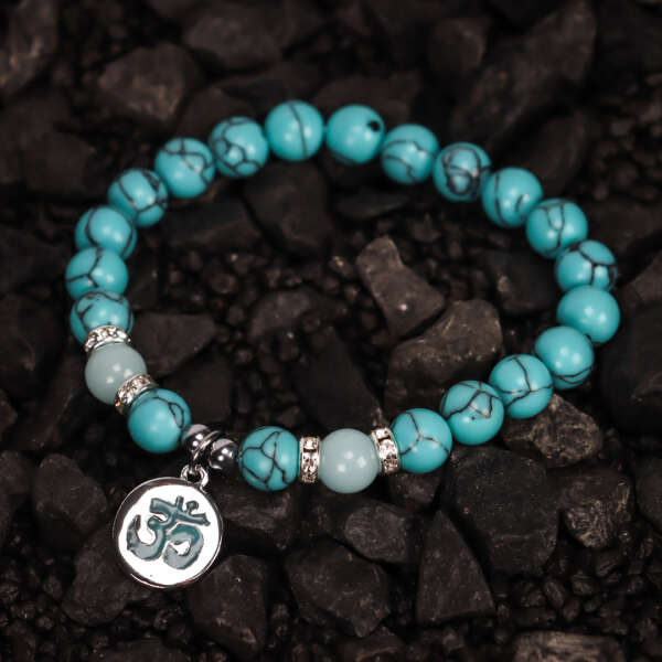 Fortuna - Turquoise Bracelet with Luminous Beads: Harmony and Elegance in Every Moment!