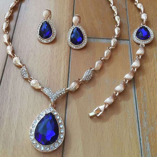 Yellty - Elegant Jewelry Set: Gold and Royal Blue Charm!