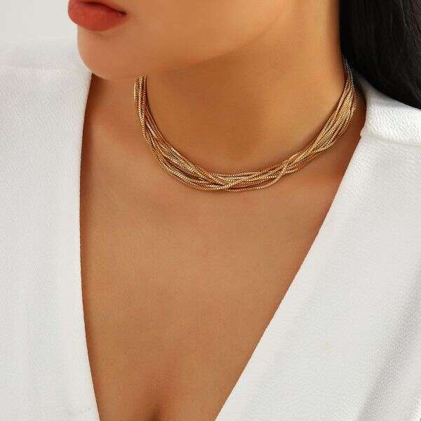 Goldiana - Elegant Necklace: Add a Touch of Luxury to Any Outfit!