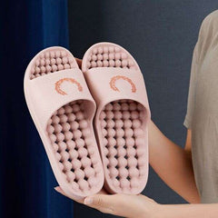 Ferty - Comfortable Slippers for the House, Bathroom and Pool!