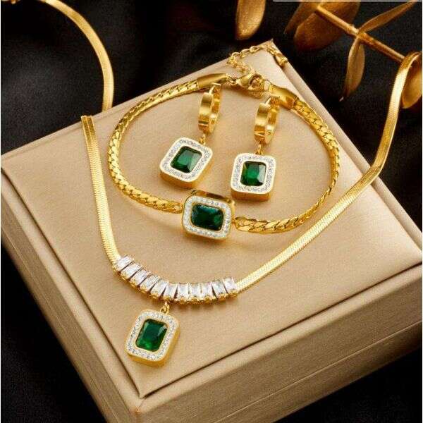 Almaretta Luxury Set - Necklace, Bracelet and Earrings in Gold and Royal Green