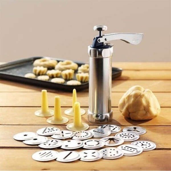 Biscottu - Biscuit Making Set with Press and 20 Templates - Fun in the Kitchen!