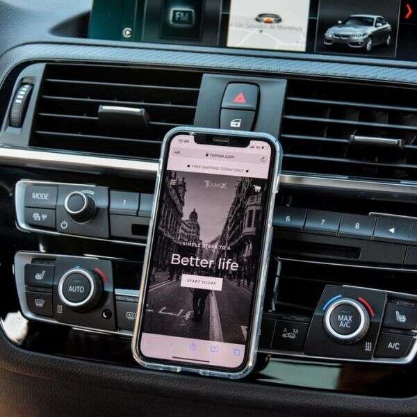 MagnetiX - Magnetic Phone Holder: Elegance and Functionality for Drivers!