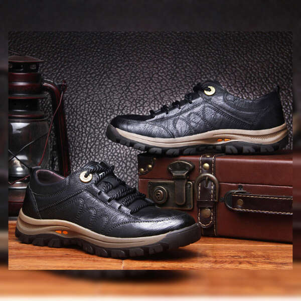 Hilley - Hiking Shoes: Conquer the Mountain with Style and Safety!